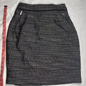 H&M Elegant Black and Gray Women's Skirt